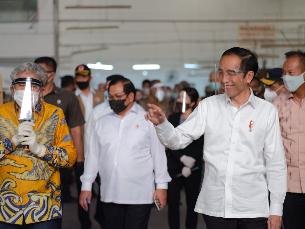 Furnitur Lokal Ini Curi Perhatian Presiden Jokowi! / Saniharto 3