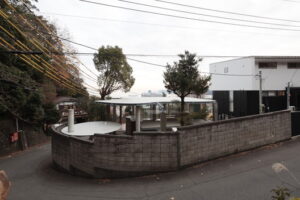 Bangun Rumah Minimalis di Daerah Tanjakan? Bisa!