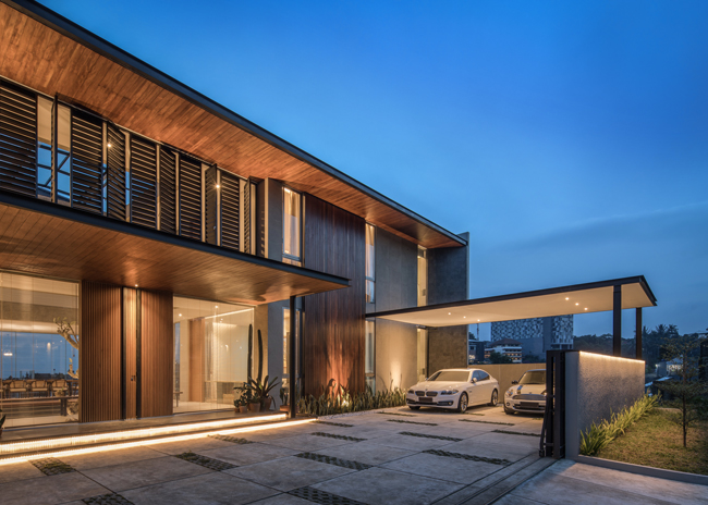 Rumah Bagai Istana Versi Modern Ini Ada di Bogor / Kiearch / Ruang Rona 4