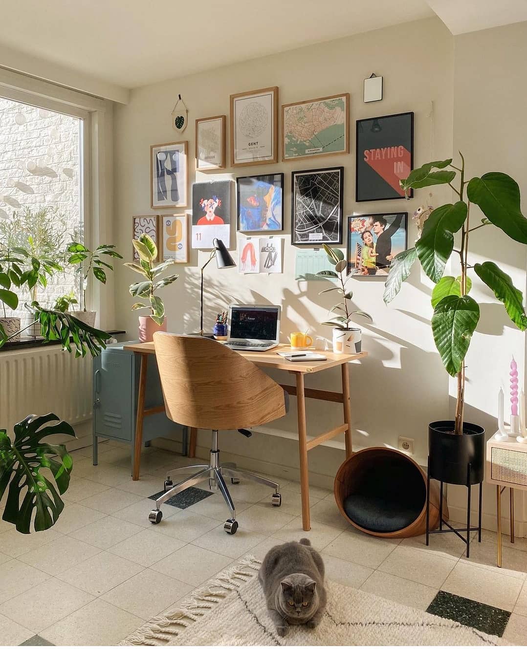 Lebih Produktif, Intip Ide Menata Meja Kerja