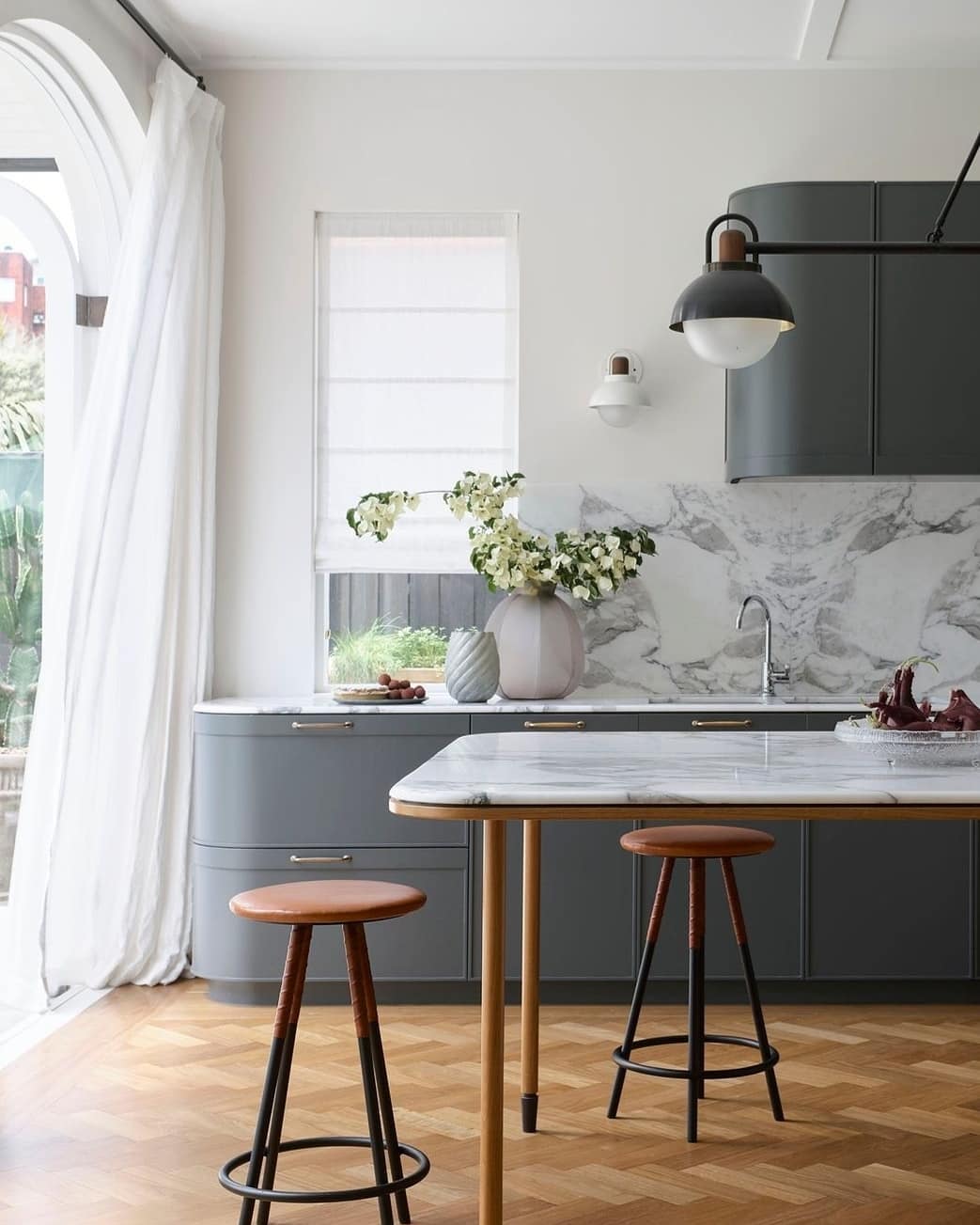 Fungsi kitchen island