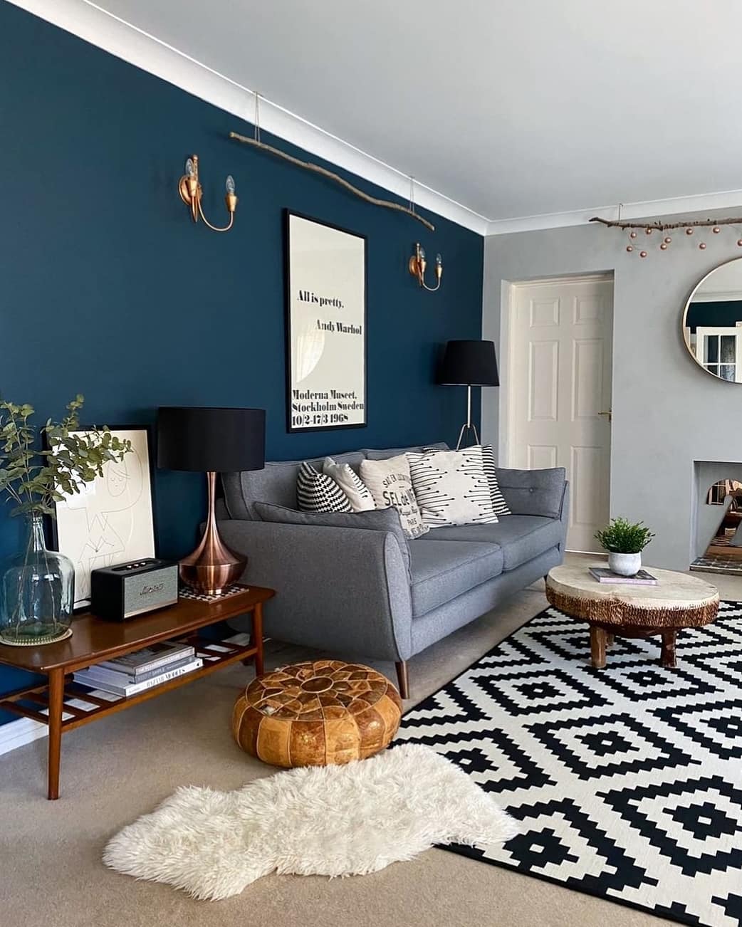 8 Desain Ruangan Warna Biru yang Bikin Hilang Stres