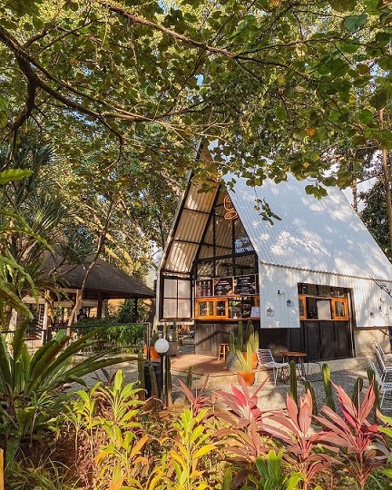 5 Kafe Outdoor & Homey Buat Hangout Di Masa Pandemi 6
