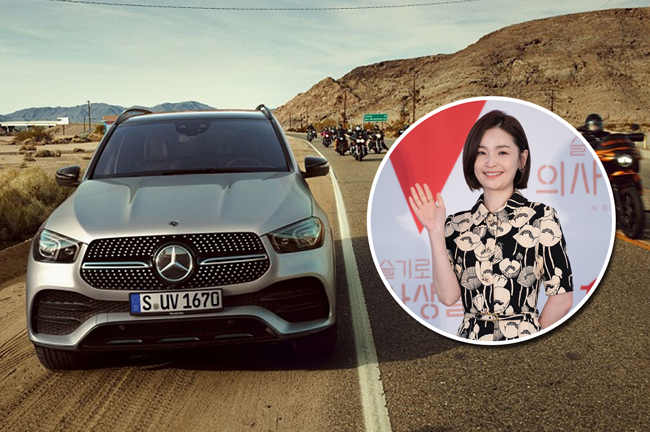 Hampir 2M! Mobil Baru Song Hwa di Hospital Playlist S2