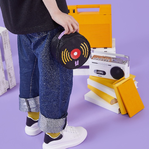 Ada 3 Versi Loh Merchandise BTS Meal Army Wajib Punya 3