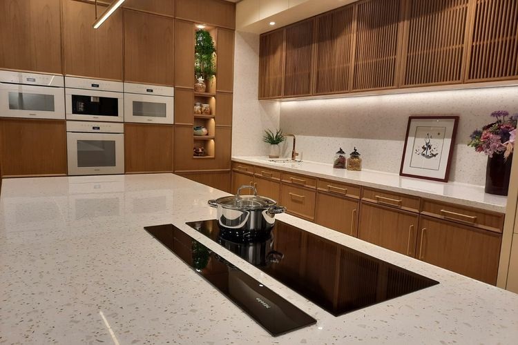 Kalau Nicholas Saputra Masak, Ternyata Pakai Ini Loh CASA Indonesia