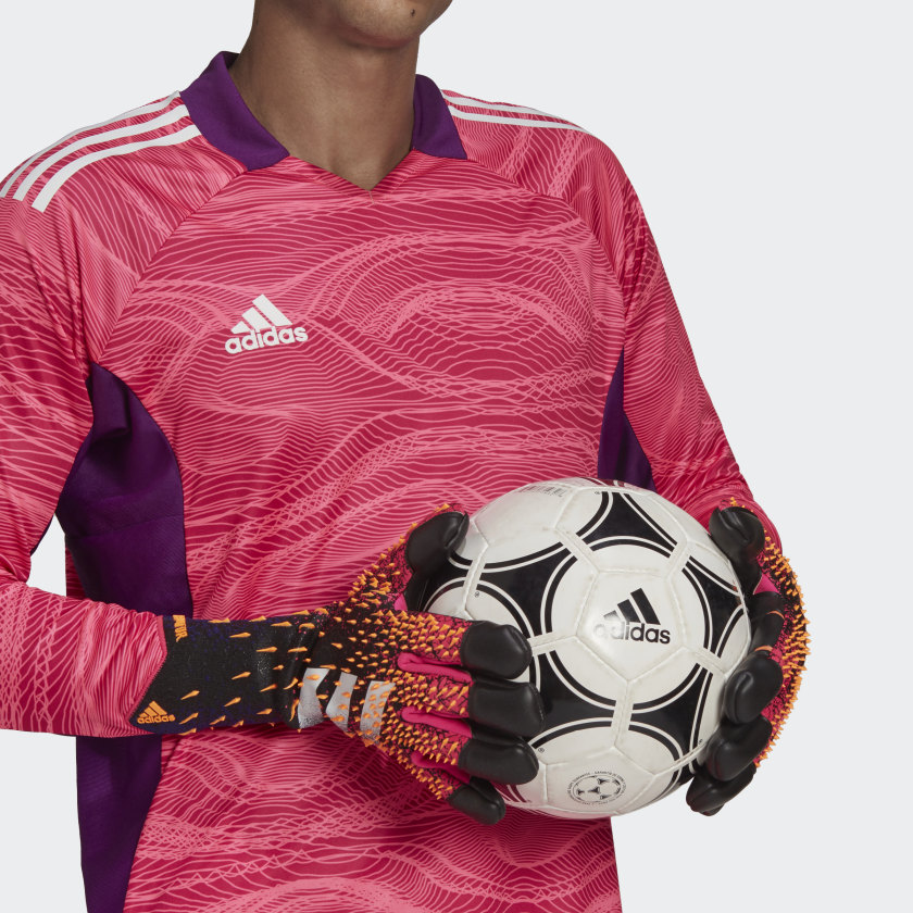 Rahasia Di Balik Sarung Tangan Gianluigi Donnarumma 6