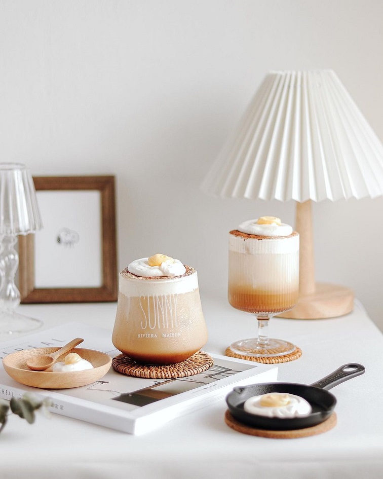 Suka Bikin Konten Home Café? Beli Gelas Estetiknya Di Sini