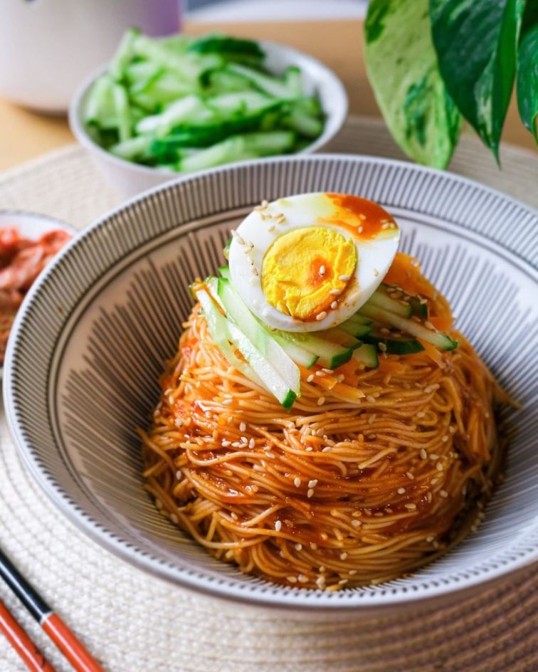 makanan dingin korea