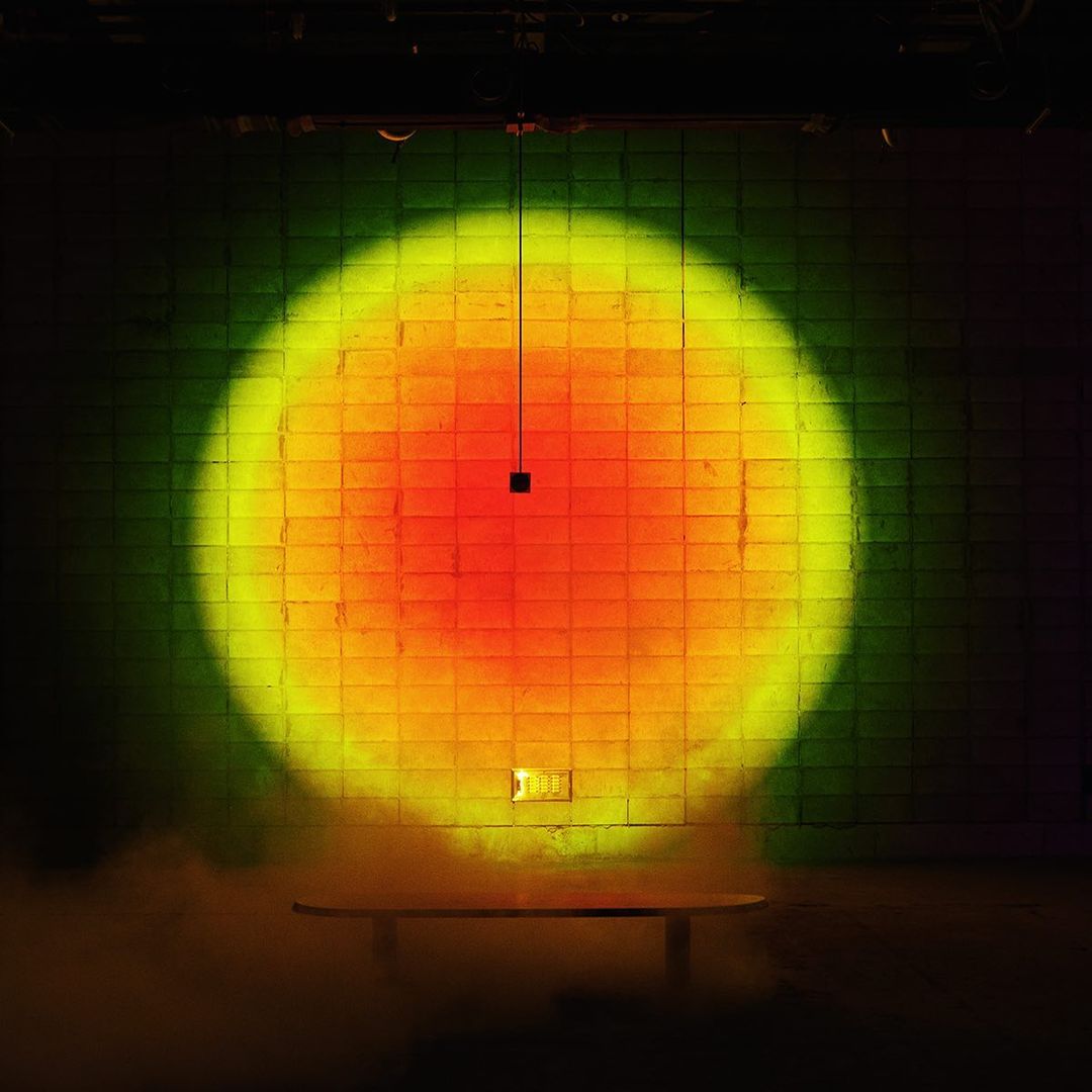 Didatangi GDragon Bigbang, Kerennya Pameran Sunset Lamp 5