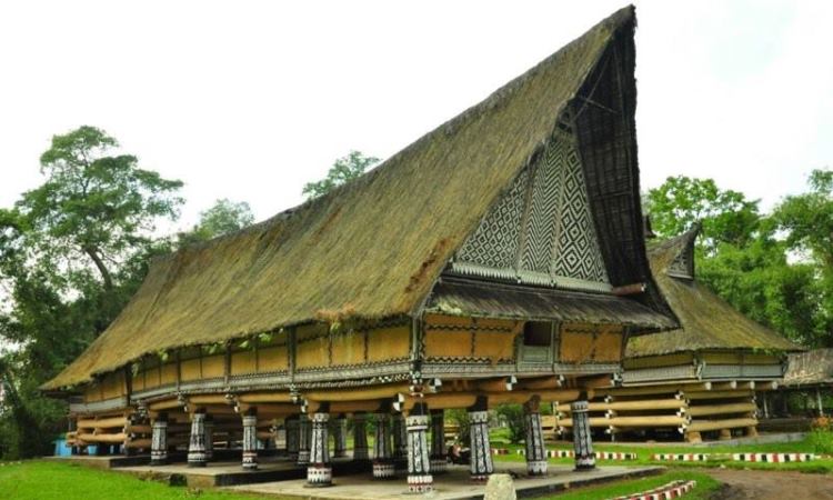 Yuk Keliling Indonesia & Lihat 34 Rumah Adat Berfilosofi