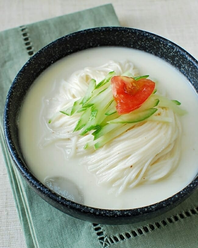 makanan dingin korea