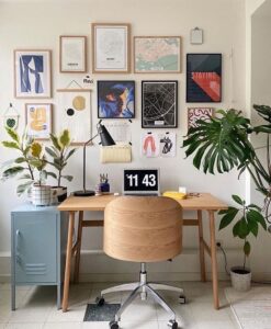 8 Tips Atasi Burnout Saat WFH + Inspirasi Desain Ruang Kerja