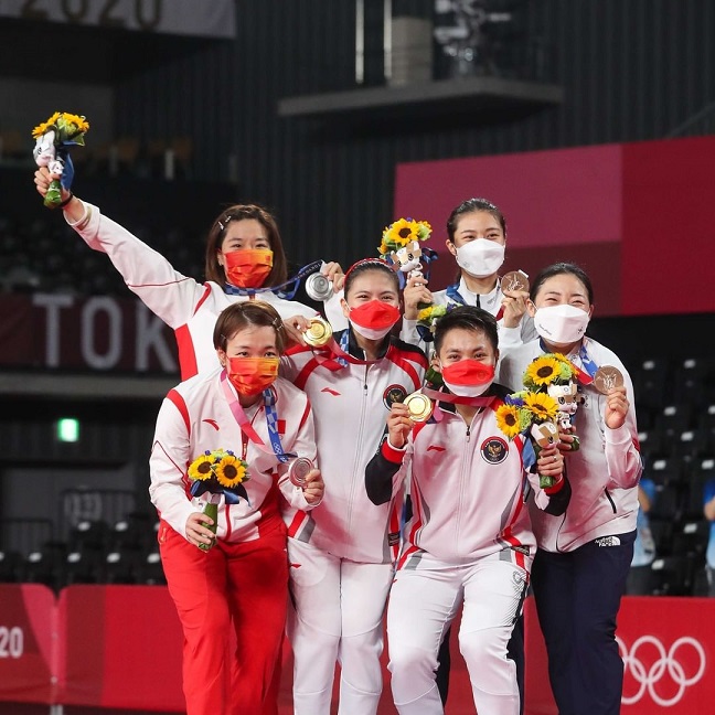 Raket Greysia Polii Apriyani Rahayu Masuk Museum Olimpiade 5