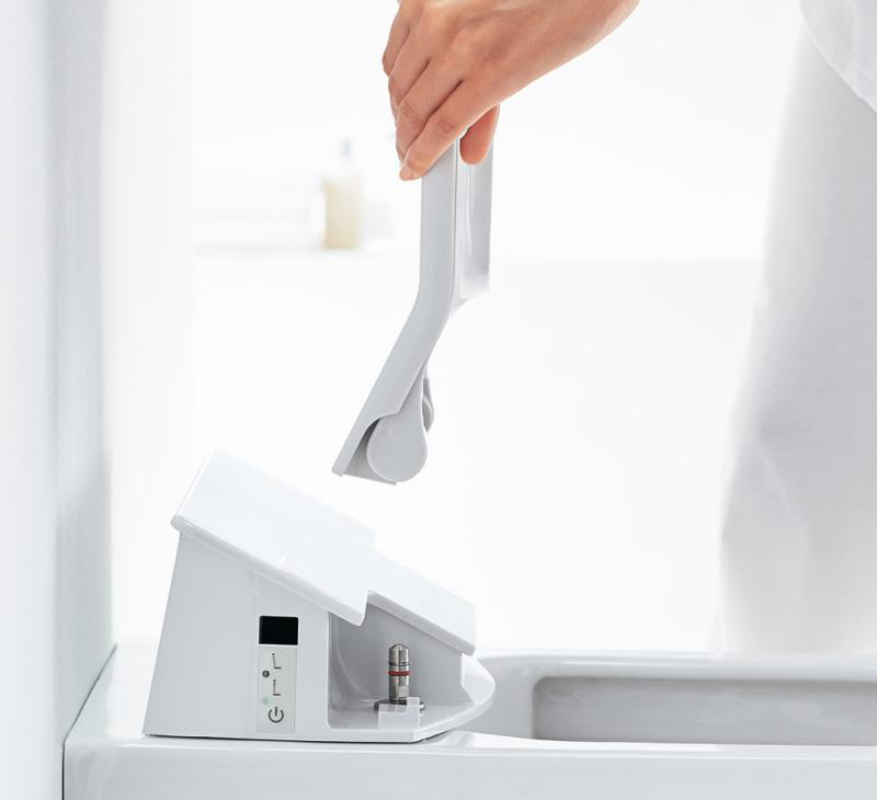 Philippe Starck Buat Tombol Ajaib untuk Kamar Mandi