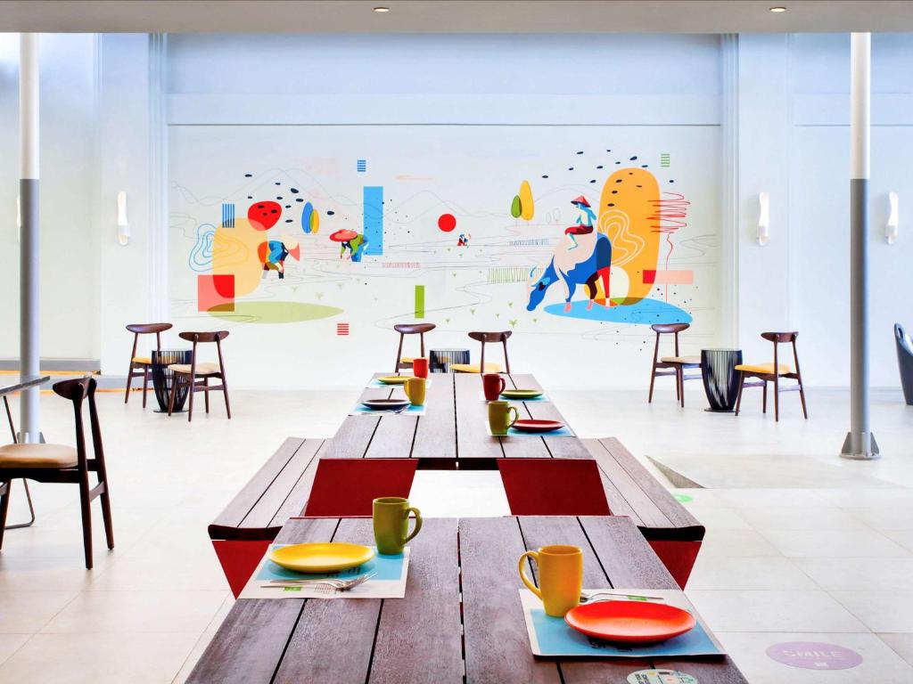 ibis Styles Bandung casa indonesia hotel bintang tiga