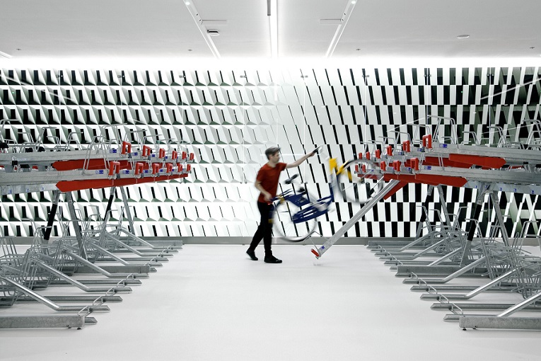 Parkiran Untuk Sepeda Atau Sebuah Museum? Baca Di Sini! CASA Indonesia