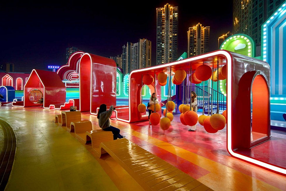 Pengalaman Bermain dan Bersantai di Atas Pelangi CASA Indonesia