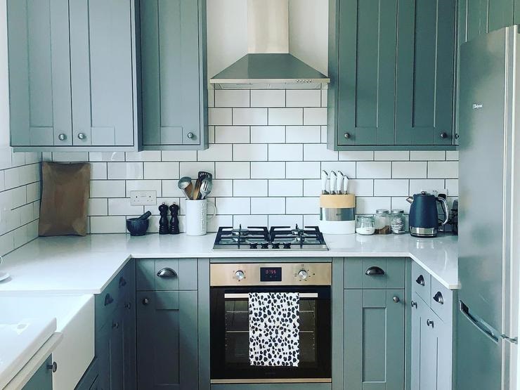 8 Inspirasi Desain Dapur Cantik Berukuran Kecil CASA Indonesia