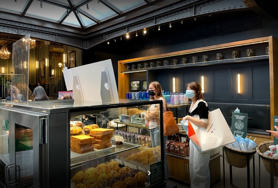 Nongkrong Ala Duke dan Duchess di Starbucks