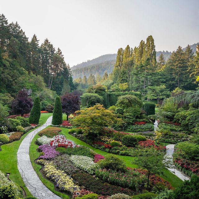 7 Taman Bunga Terindah Di Dunia, Pernah Kesana?