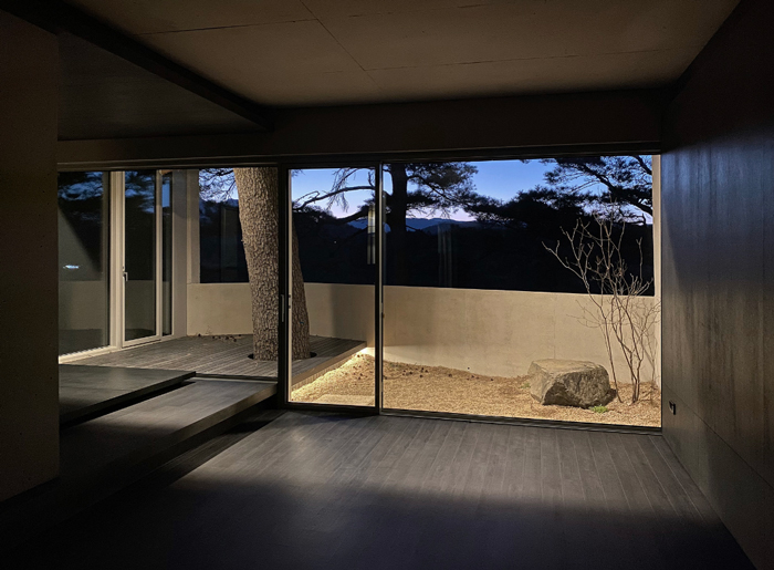 Hotel Rasa Rumah Pilihan V BTS Park Seo Joon In The Soop AlaCASA 14