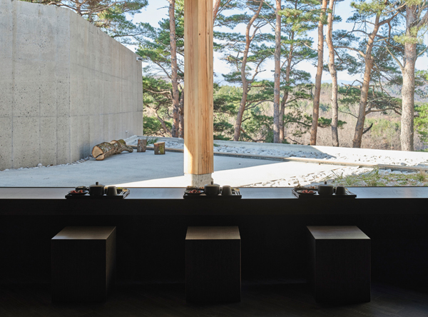 Hotel Rasa Rumah Pilihan V BTS Park Seo Joon In The Soop AlaCASA 4