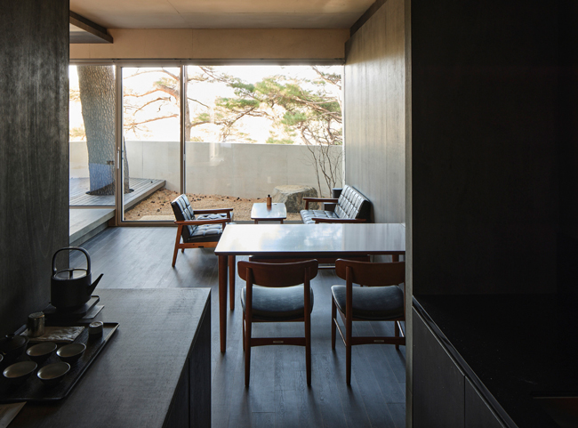 Hotel Rasa Rumah Pilihan V BTS Park Seo Joon In The Soop AlaCASA 7