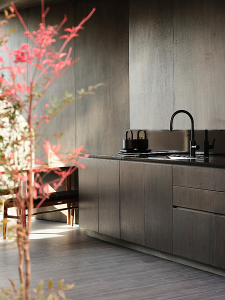 Hotel Rasa Rumah Pilihan V BTS Park Seo Joon In The Soop AlaCASA 8