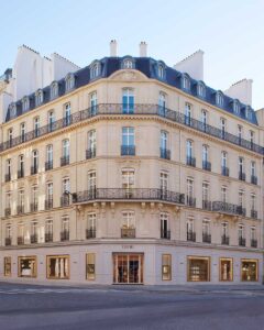 Staycation Eksklusif Di Suite Dior Paris Buat Tamu Terpilih