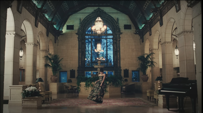 Jisoo Blackpink Syuting MV Flower di Hotel Usia 100 Tahun