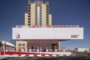 Melihat Keindahan Restoran BBT Hilltop