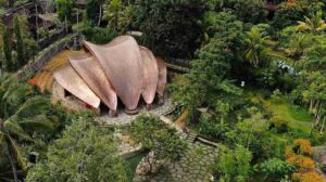 Gedung Berstruktur Bambu di Bali Raih International Award!