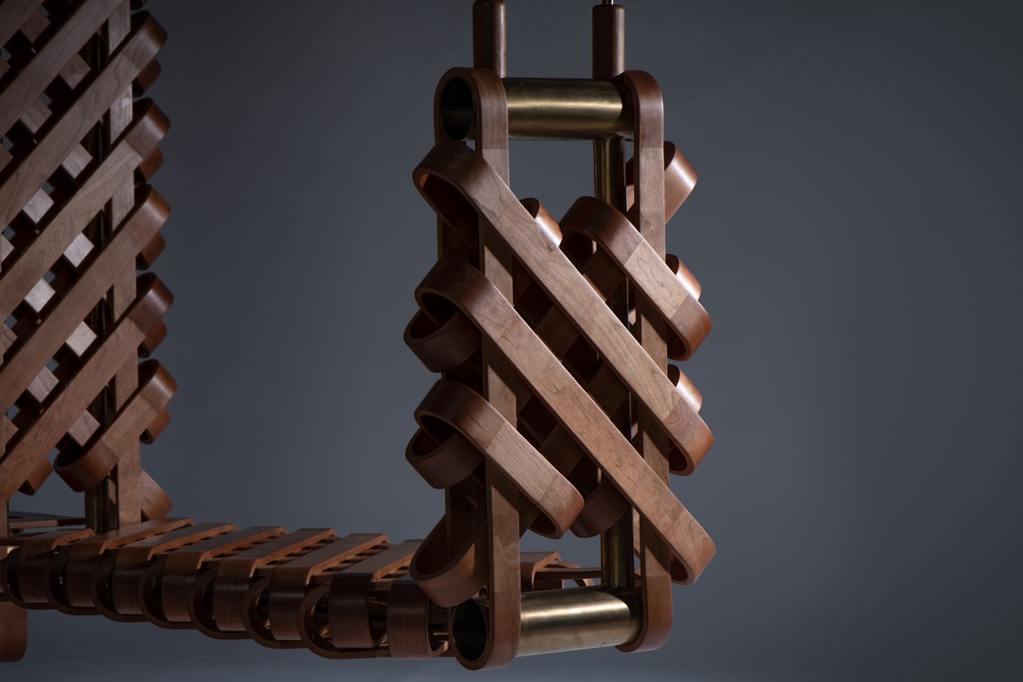 Kursi Ayun Reimagine Berbahan Hardwood di INDEX Mumbai 2023