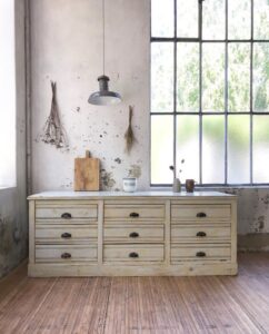 Cantik & Rapi! 6 Cara Mudah Menata Laci Lemari di Rumah