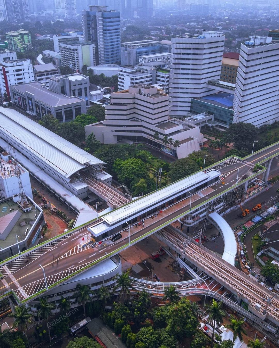 Halte CSW Tertinggi di Indonesia? Ini Alasan Desainnya