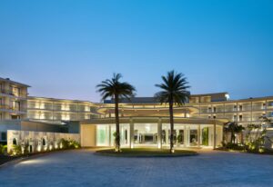 Staycation 3 Jam dari Jakarta, Serasa Bali!