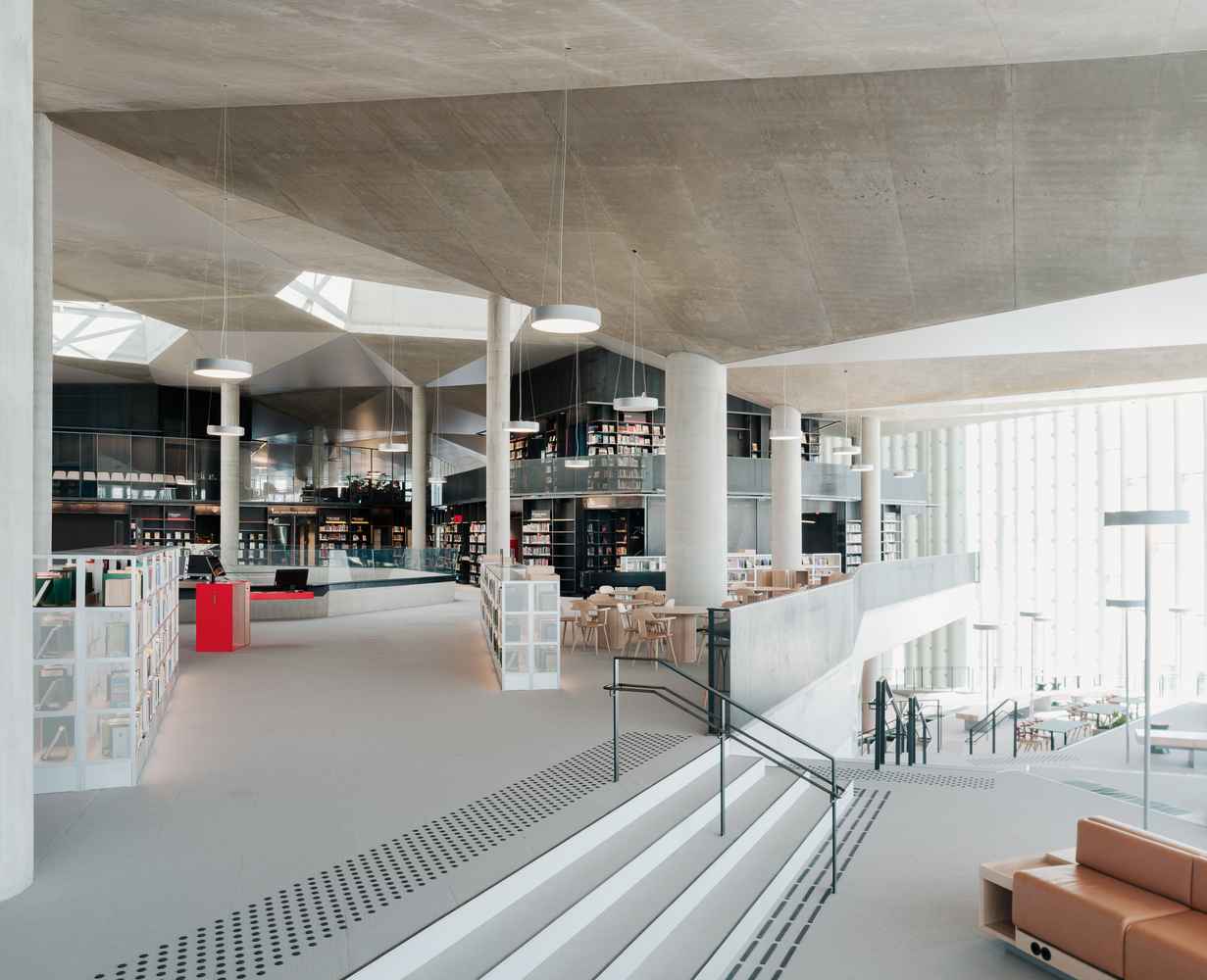 Desain perpustakaan di dunia paling modern yang mengikuti perkembangan zaman. Dibangun dengan konsep yang unik hingga paling megah._1.8