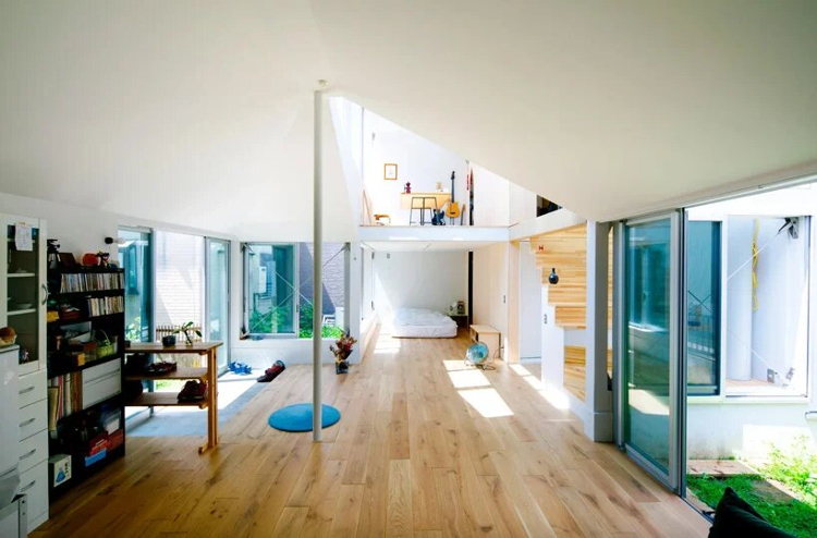 Rumah Di Jepang Ini Dirancang Hampir Tanpa Sekat