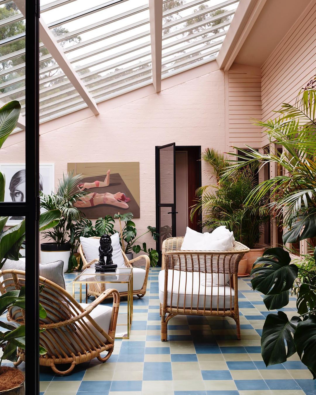 5 Tempat Nongkrong Bebas Covid-19 yang Instagrammable