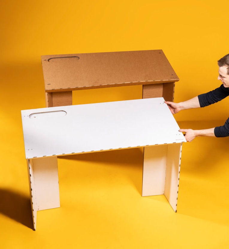 Ini Solusinya bagi yang Tidak Punya Meja Kerja di Rumah Saat WFH casa indonesia