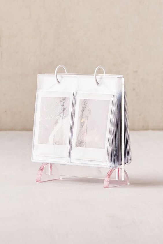 14 Bingkai Foto Cantik yang Minimalis Namun Elegan