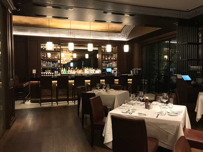 15 Restoran Untuk Makan Romantis Saat Valentines Day