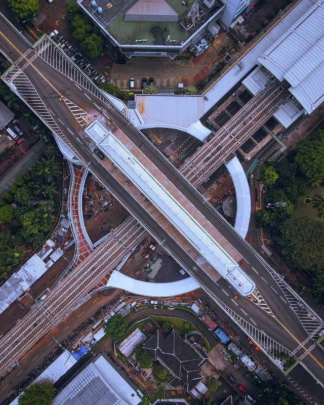 Halte CSW Tertinggi di Indonesia? Ini Alasan Desainnya