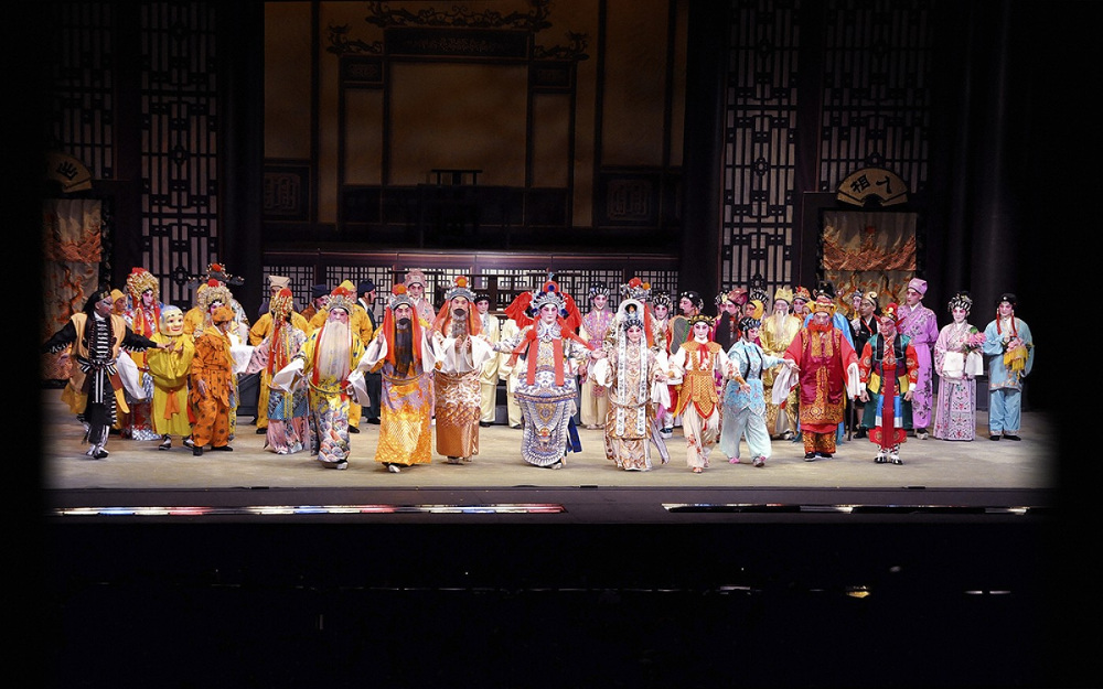 A Stage Dedication Day / Chinese Artists Association of Hong Kong