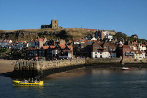 Berlibur ke Whitby, Kota Pesisir Indah di Inggris