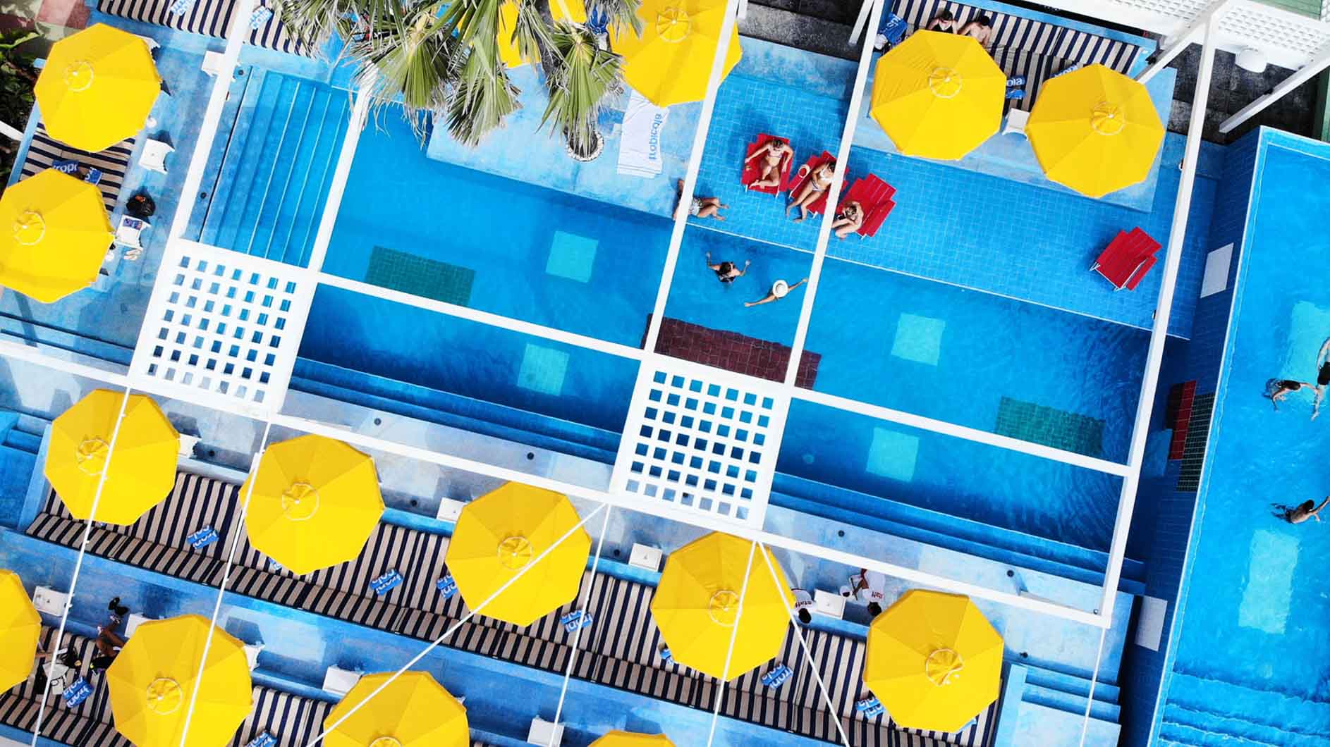 Tropicola, Destinasi Beach Club Bergaya Retro