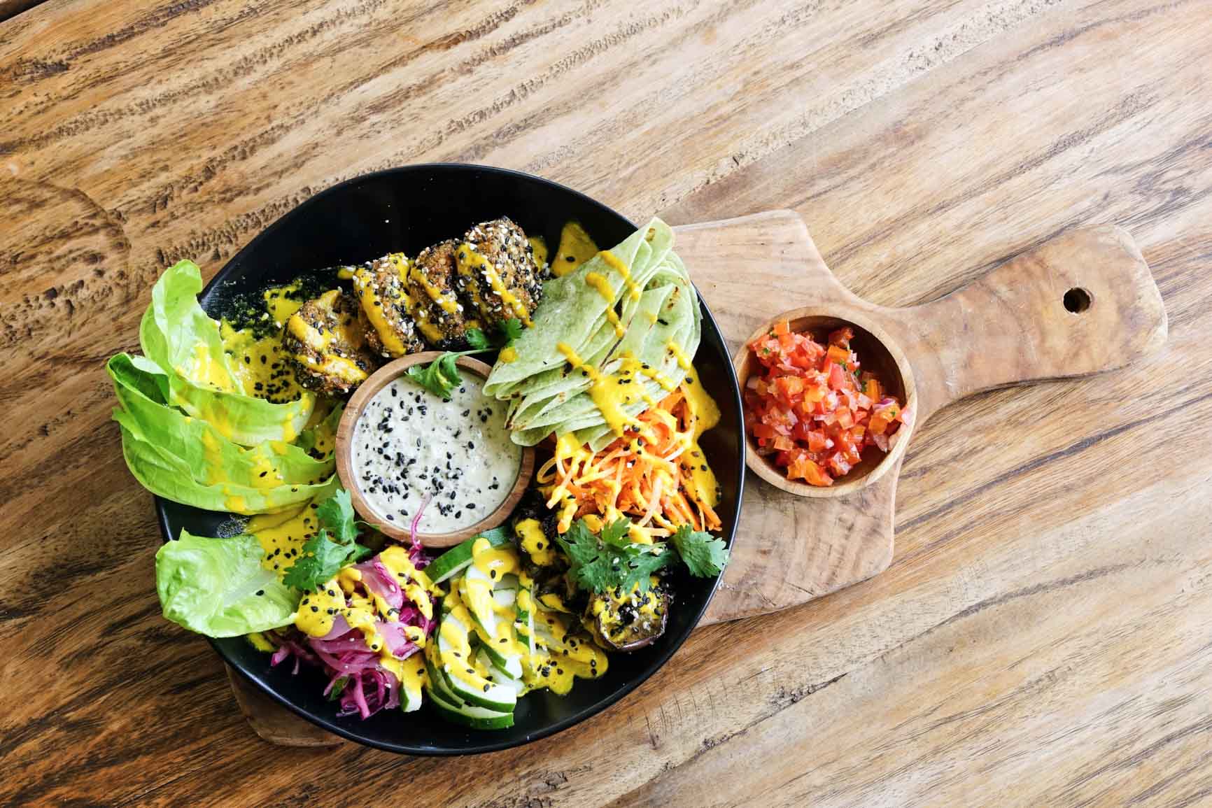 Two Trees Eatery, Tempat Nongkrong Baru di Canggu, Bali