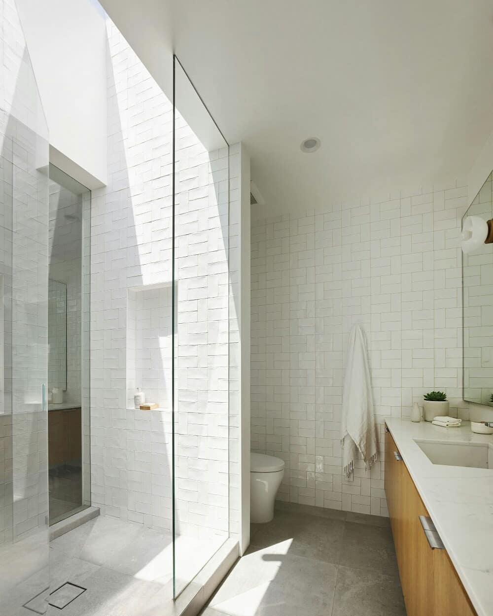 8 Desain Renovasi Kamar Mandi Terfavorit di Tahun 2020