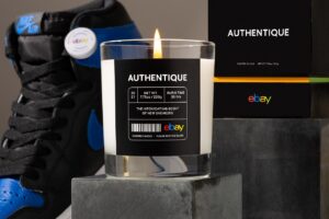 eBay Mengeluarkan Lilin Beraroma Sneakers Baru